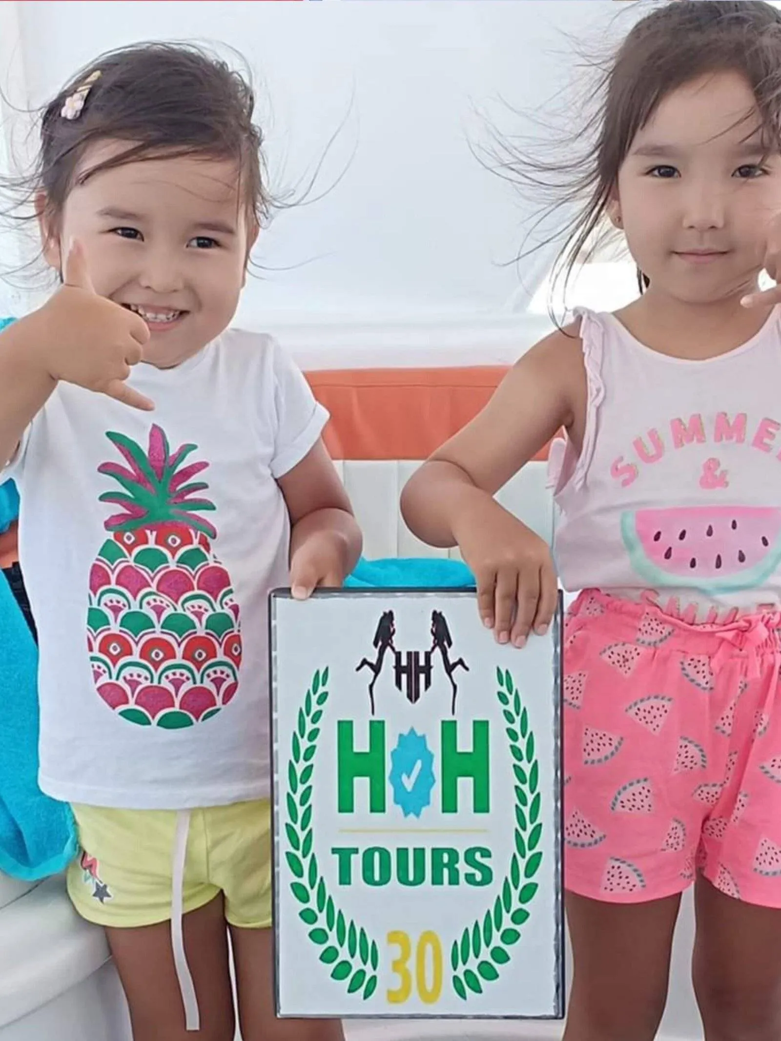 H.H.TOURS