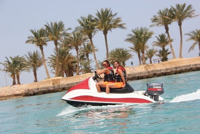 jet ski